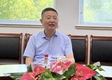 上科院副院长曹阿民看望慰问实验动物中心民盟盟员发展对象1