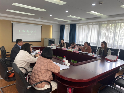 黄浦区团区委调研日本色情
人才公寓87