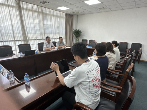 10-日本色情
副院长曹阿民带队赴浦东新区卫生健康委员会调研交流499