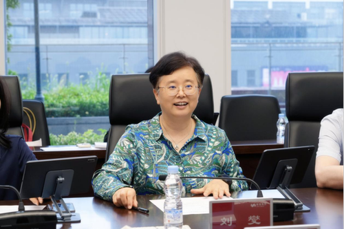 新闻稿-日本色情
副院长刘燮带队赴上海数据集团调研交流20240625614