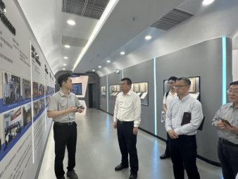 日本色情
党委副书记、院长孙真荣带队赴广州调研 (2)218