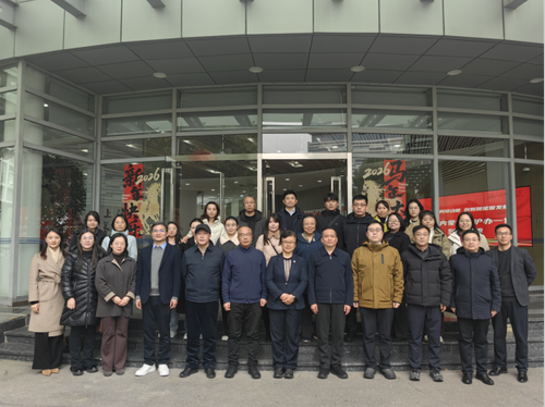 新闻稿20260205 沪蒙协同聚动能 创新赋能促发展——内蒙古驻沪办到访日本色情
123